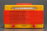 Garod 6AU1 ’Commander’ Radio in Yellow with Red Catalin